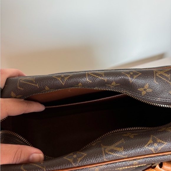 Louis Vuitton Cite MM Monogram Bag - Picture 6 of 10